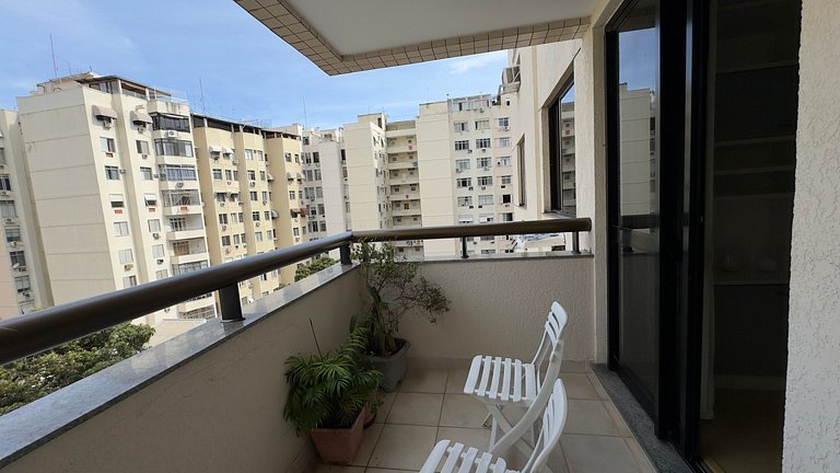 Flat com Piscina, Sauna e Academia PL99-507