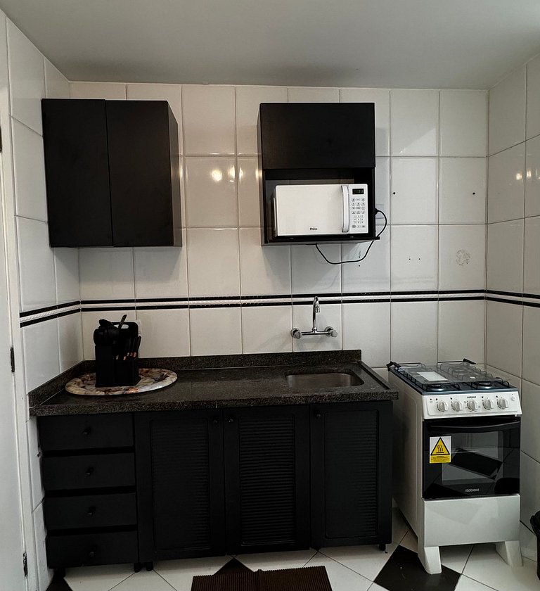 Amplo com 2 quartos e Estacionamento BI94-402