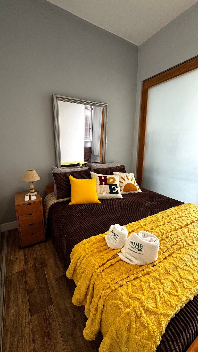 Completo atrás do Copacabana Palace NSC308-703