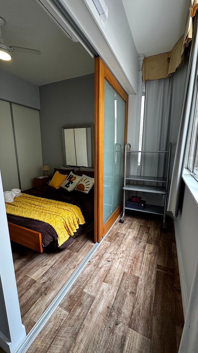 Completo atrás do Copacabana Palace NSC308-703