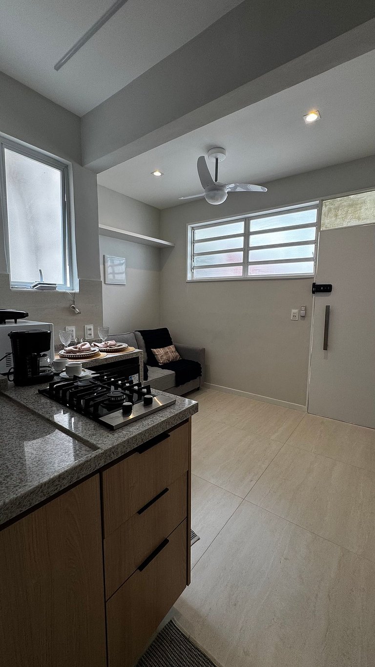 Completo a 3 minutos da Praia NSC1145-1202