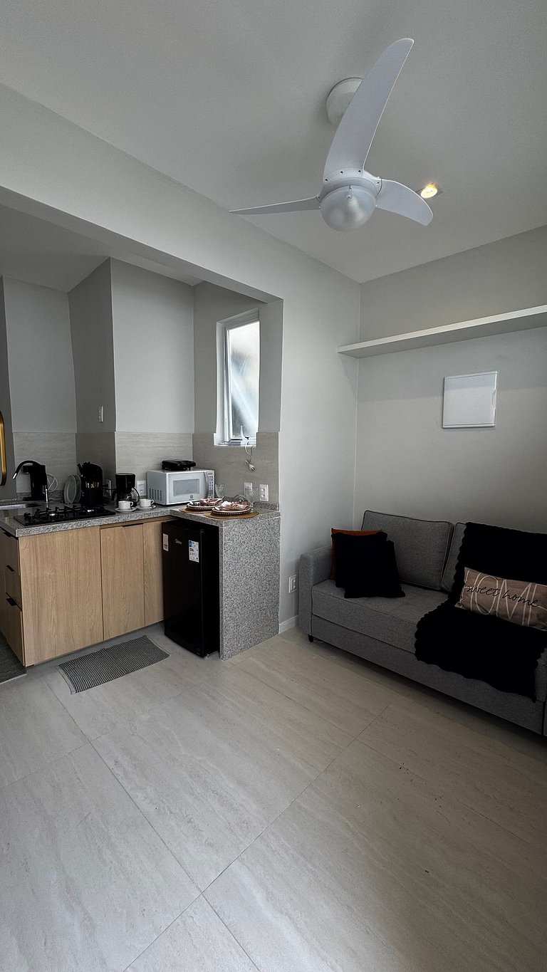 Completo a 3 minutos da Praia NSC1145-1202