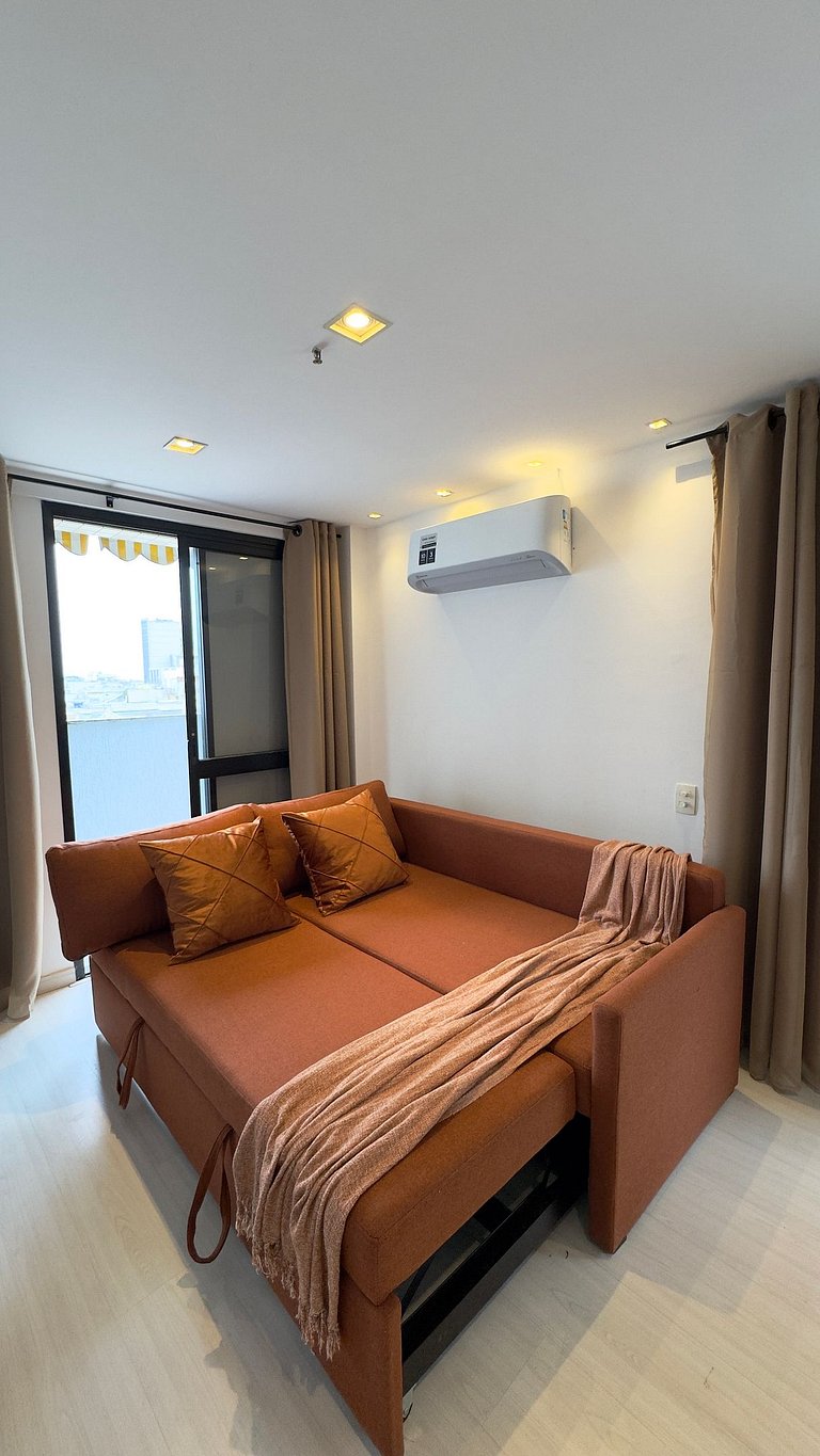 Flat na Cobertura com Piscina Privativa PL99-1103