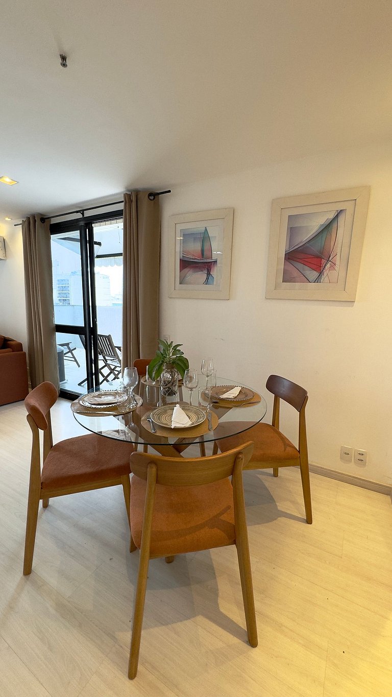 Flat na Cobertura com Piscina Privativa PL99-1103