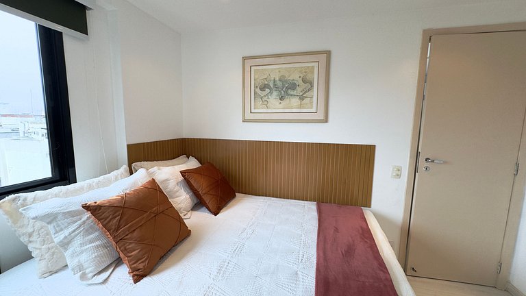 Flat na Cobertura com Piscina Privativa PL99-1103