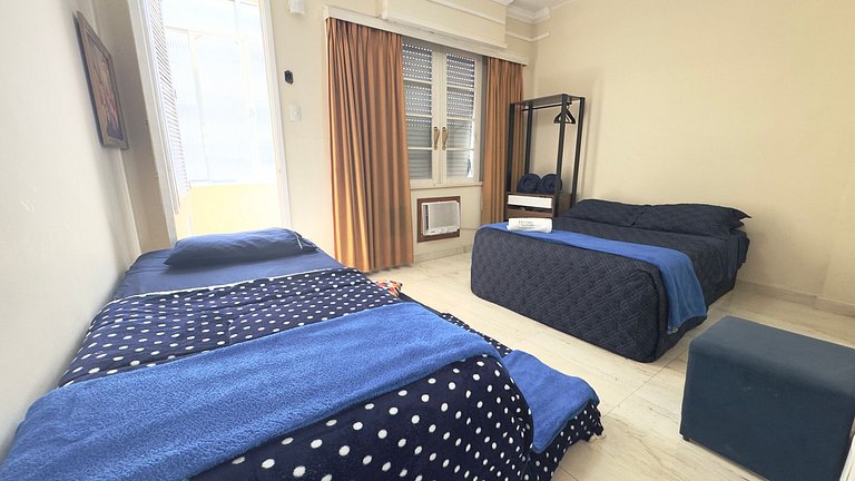 3 Minutos da Praia e do Copacabana Palace CM29-704