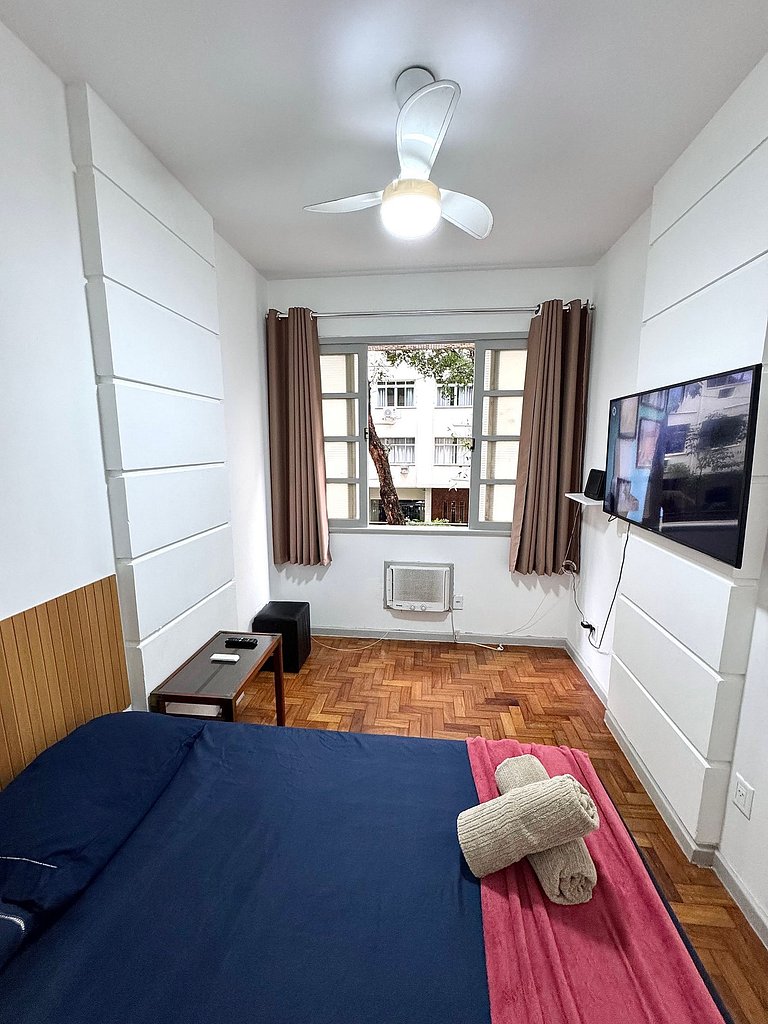 2 Quartos a 300 Metros da Praia Posto 4 - LM129-105