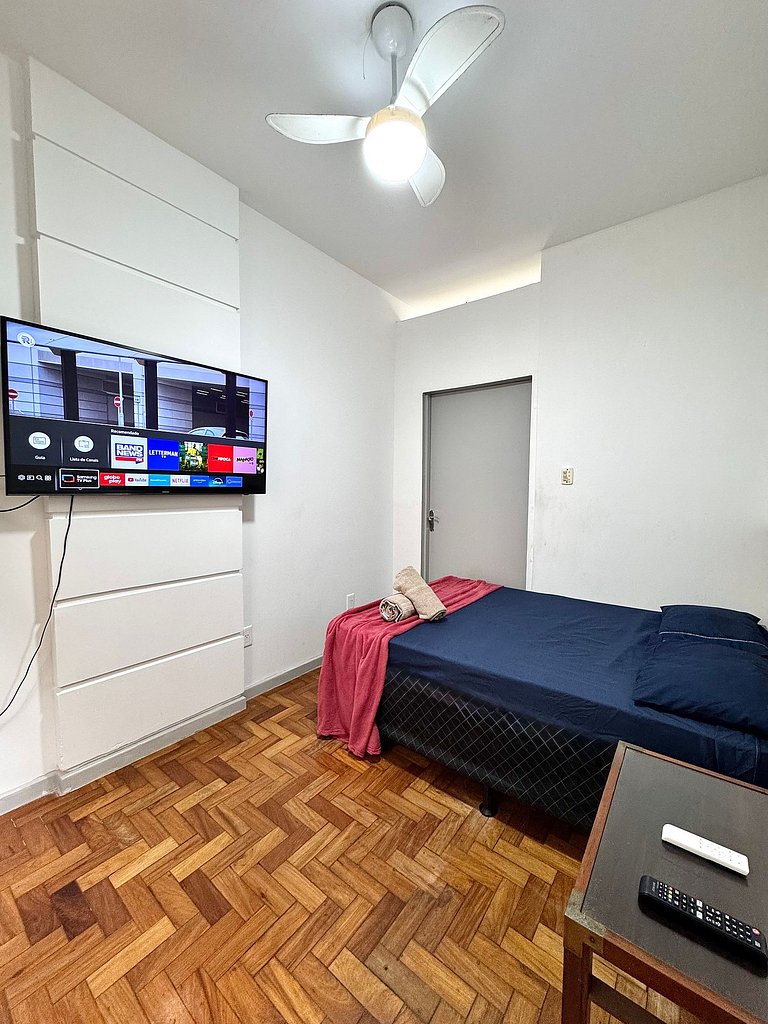 2 Quartos a 300 Metros da Praia Posto 4 - LM129-105