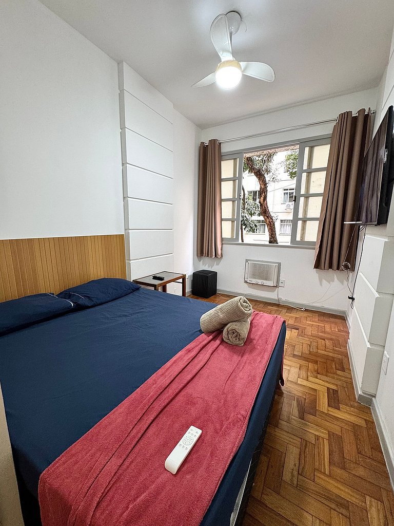 2 Quartos a 300 Metros da Praia Posto 4 - LM129-105