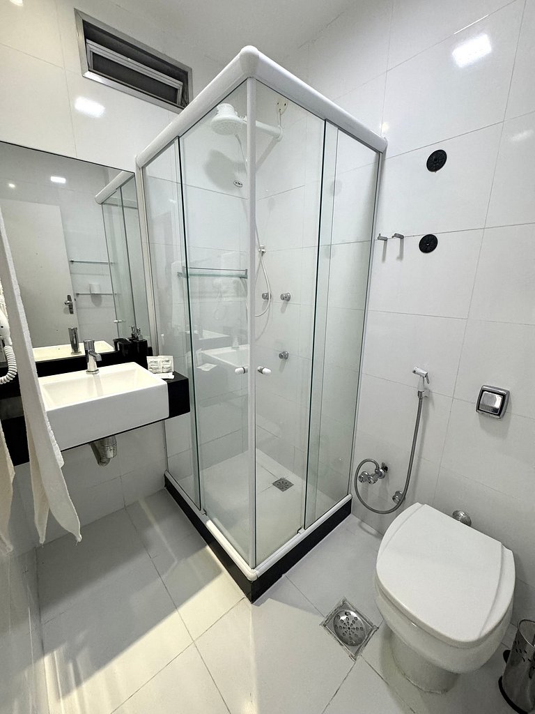 Maison Copacabana Suíte Praia + Conforto PF19C-507