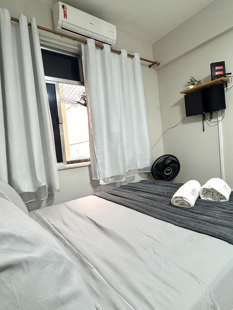 Studio Moderno, Completo e Aconchegante PJ335-318