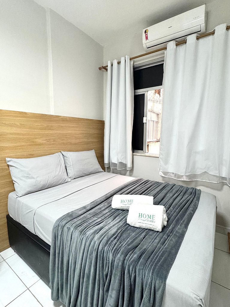 Studio Moderno, Completo e Aconchegante PJ335-318