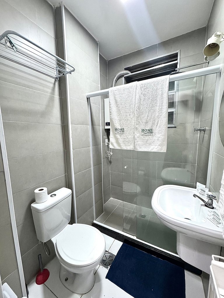 Studio Moderno, Completo e Aconchegante PJ335-318